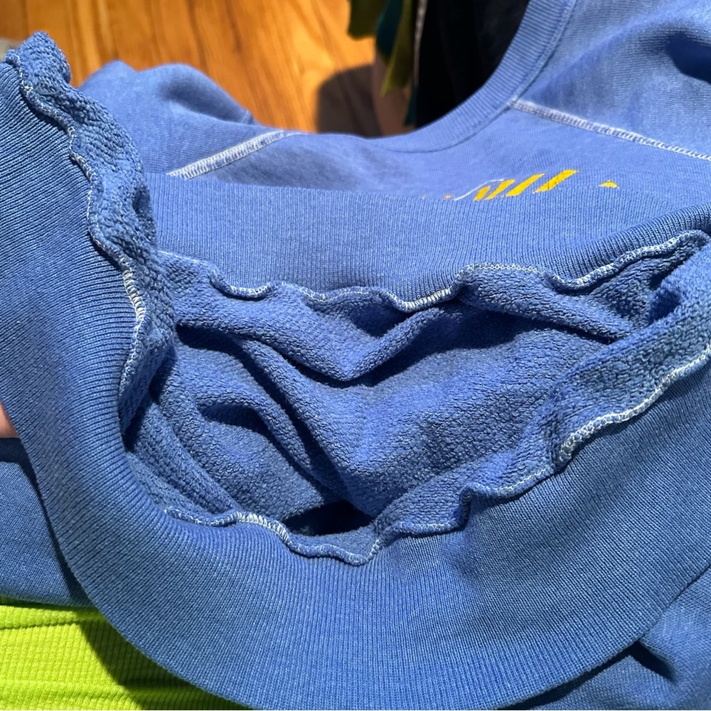 Vintage 80s Beverly Hills Polo Club Crewneck Sweatshirt Blue - Picture 8 of 8